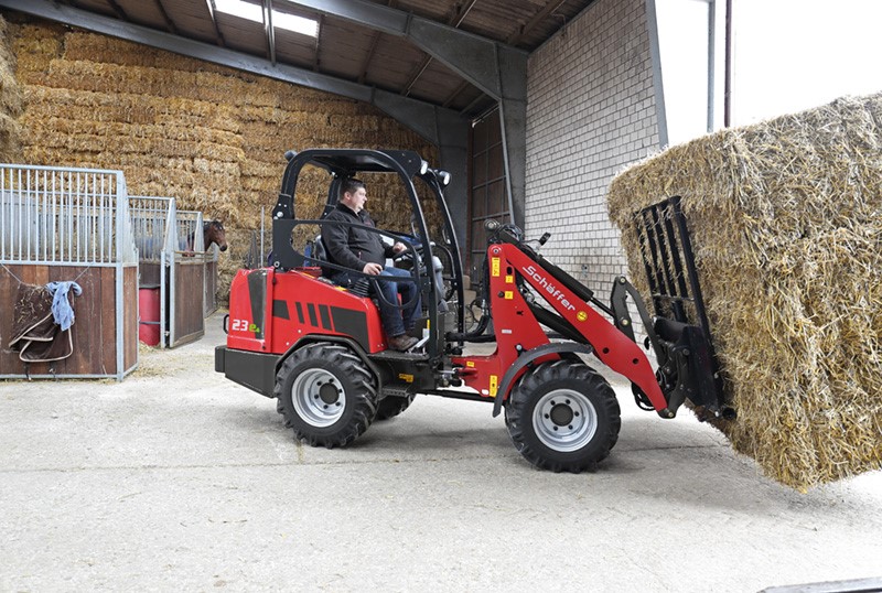 Schäffer 23e: World's first yard loader with lithium-ion battery